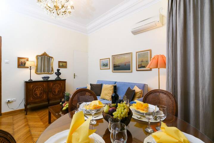 Classy Apartment in the Heart of Athens gallery image 4