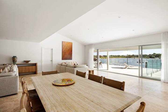 The River Rest – Noosa Jetty Stay gallery image 5