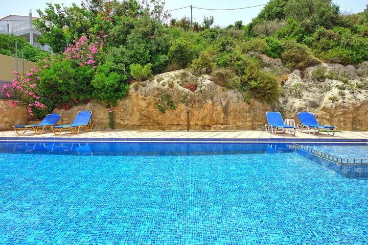 Villa sevi grande – seaside villa rental in crete, gallery image 4