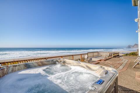 Oceanfront-5 Bed/5 Bath-Roads End-Victorian Beauty