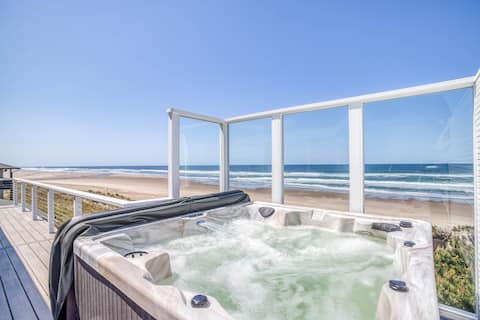 Oceanfront-Private Beach Access-Hot Tub
