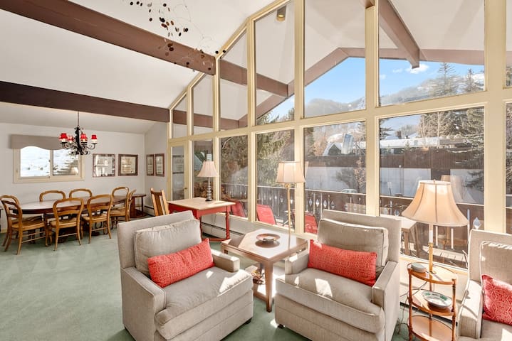 Frias Properties of Aspen Snowmass managed Airbnb listing 3