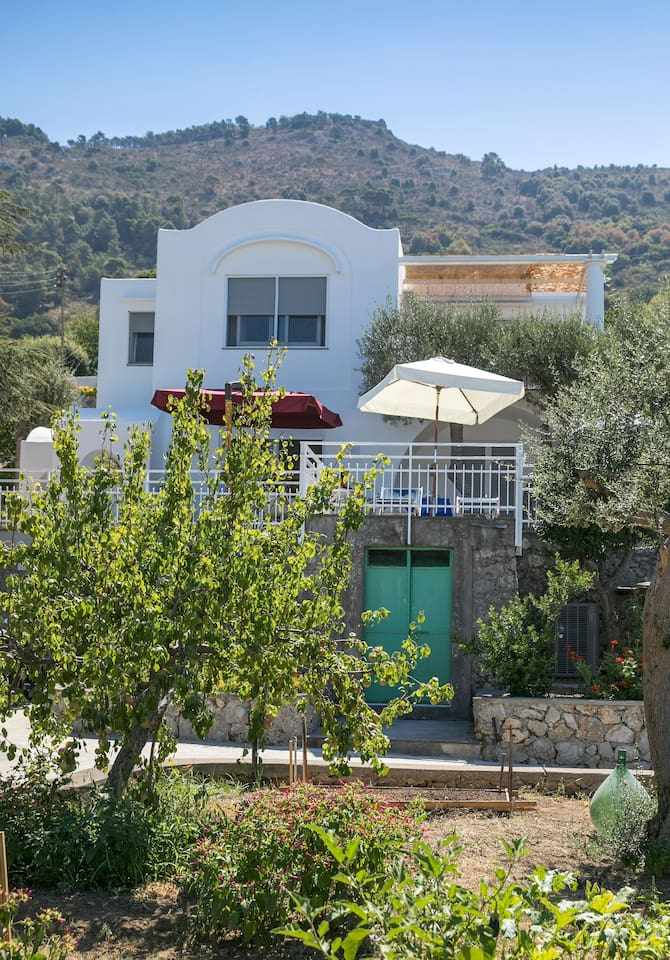 Villa Palma — view 2