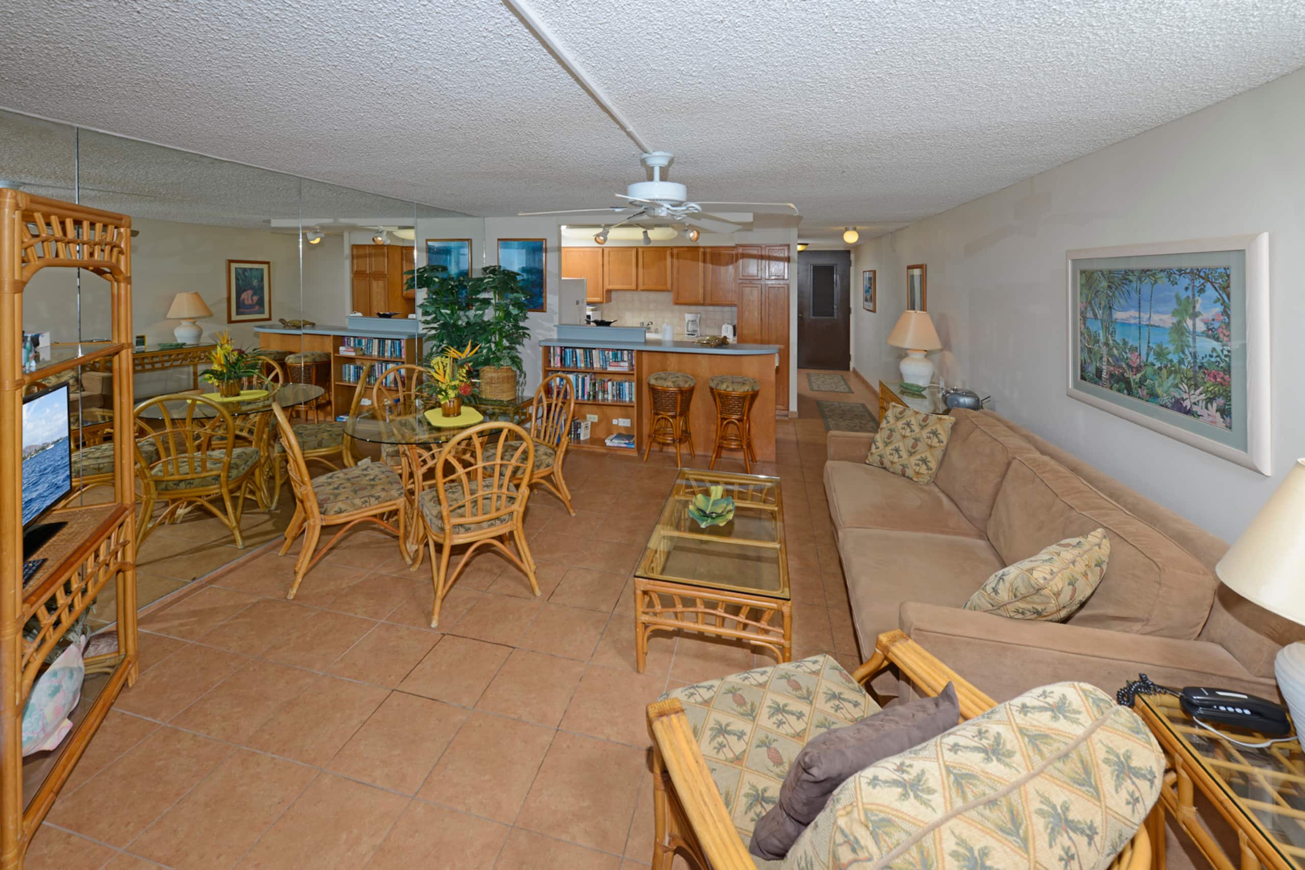 Condo in Lahaina · ★4.85 · 1 bedroom · 1 bed · 1 bath - Image 3