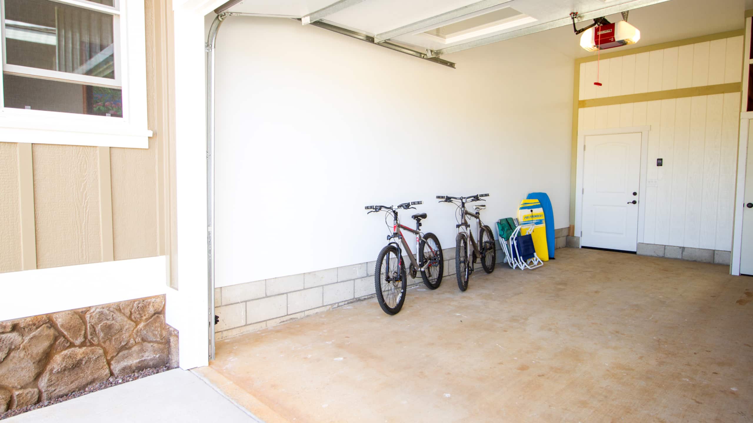 Romantic Poipu Cottage w/ A/C & Bikes - Photo 13