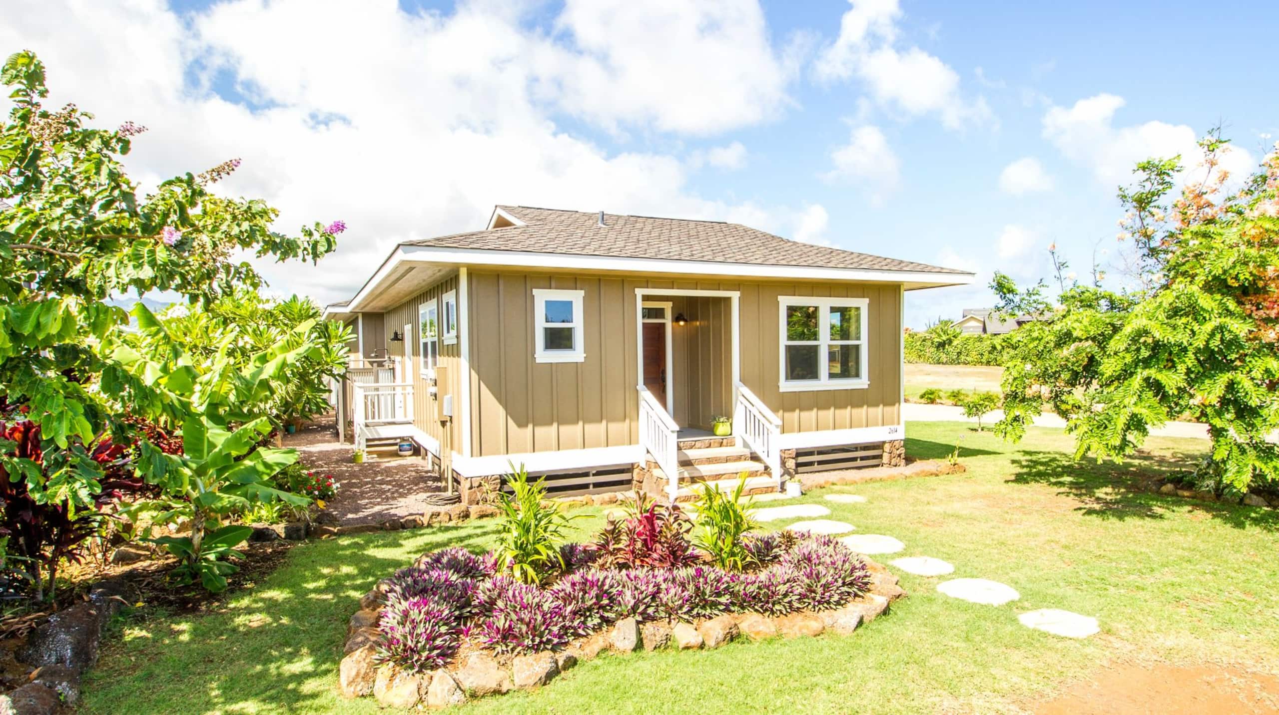 Romantic Poipu Cottage w/ A/C & Bikes - Photo 14