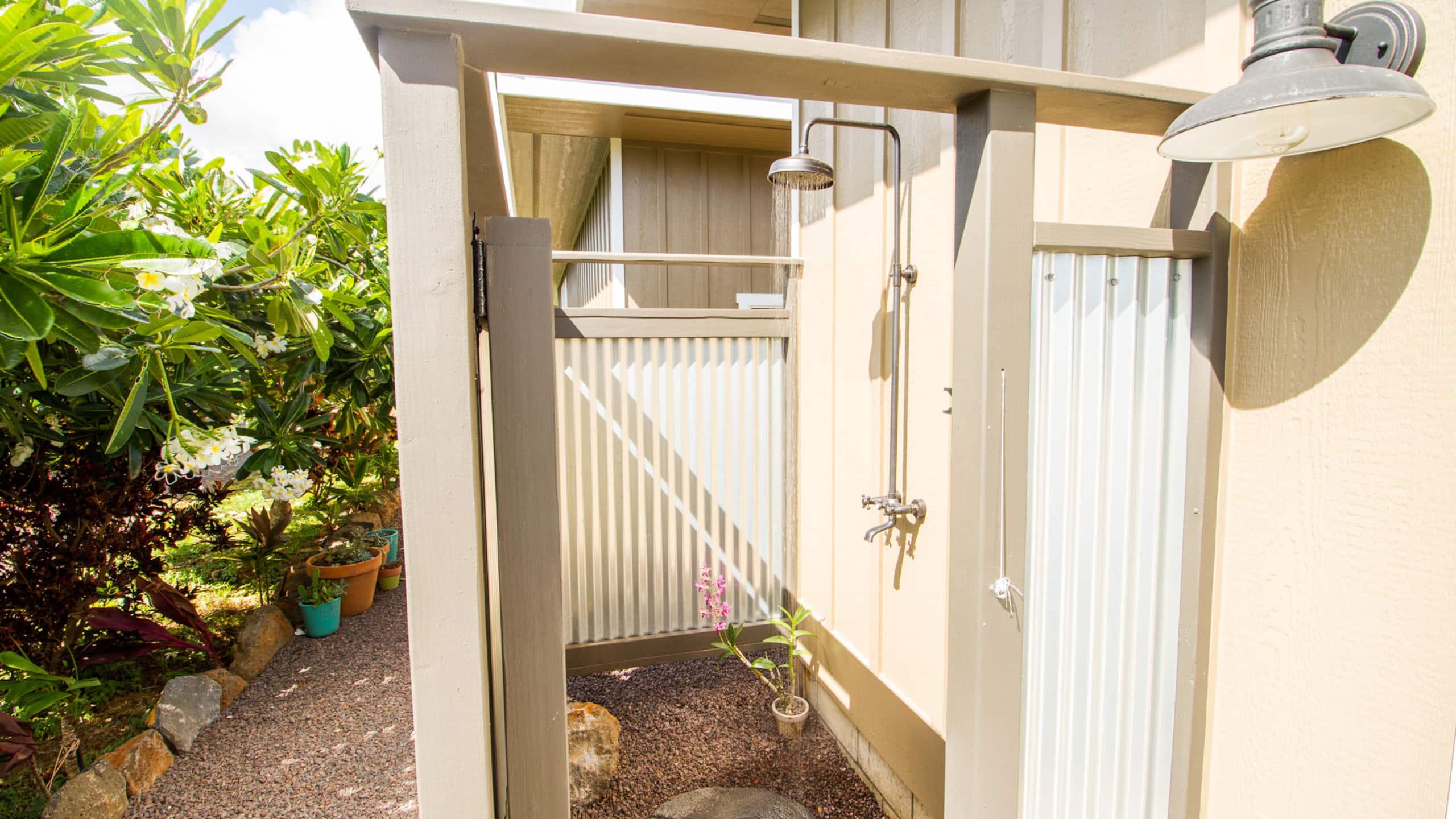 Romantic Poipu Cottage w/ A/C & Bikes - Photo 11