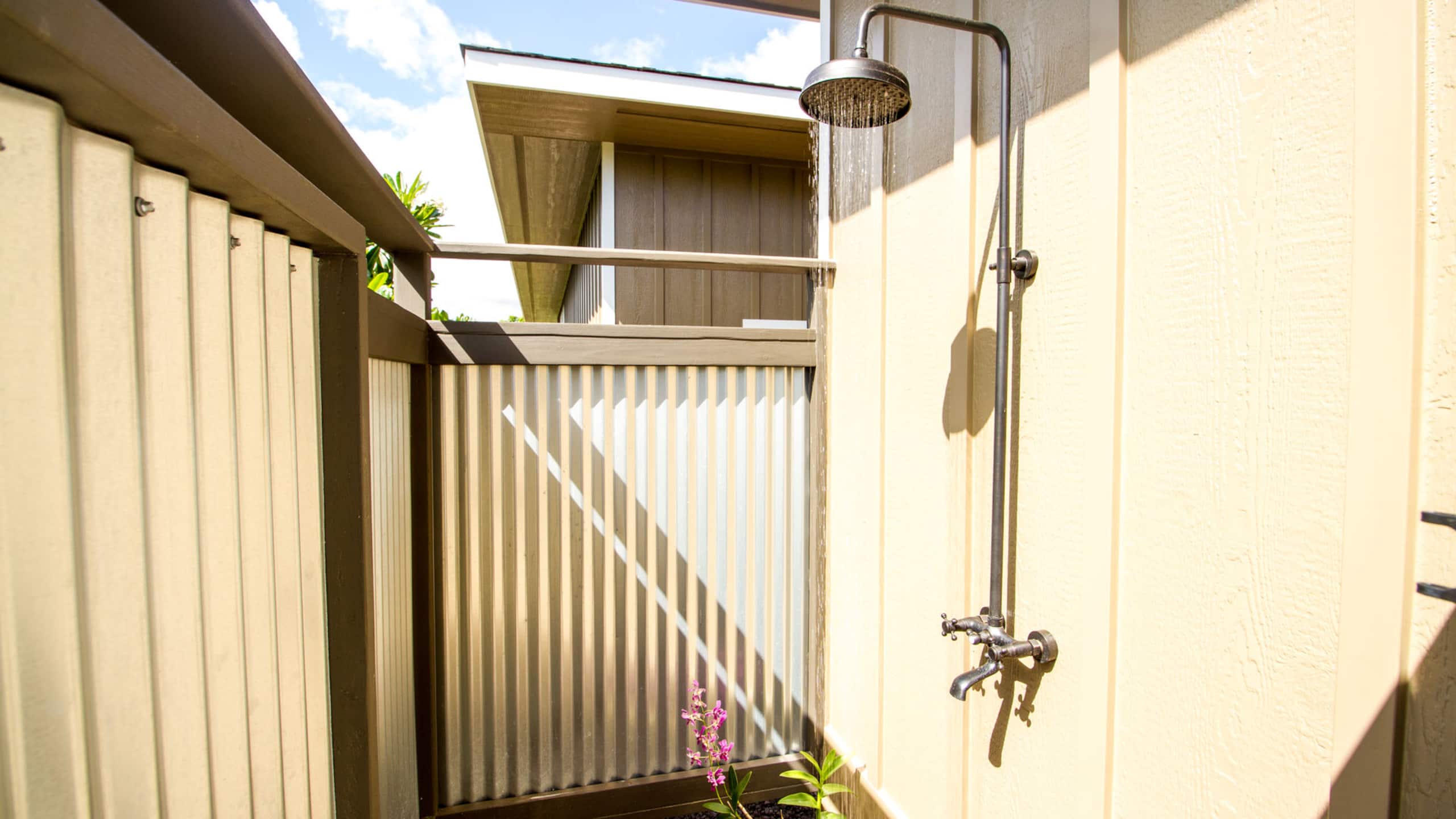 Romantic Poipu Cottage w/ A/C & Bikes - Photo 12