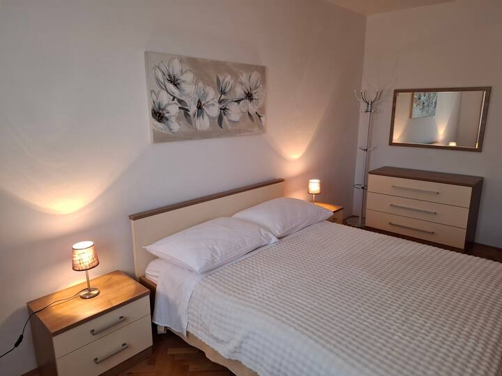 Bedroom 2, Surface: 15 m²