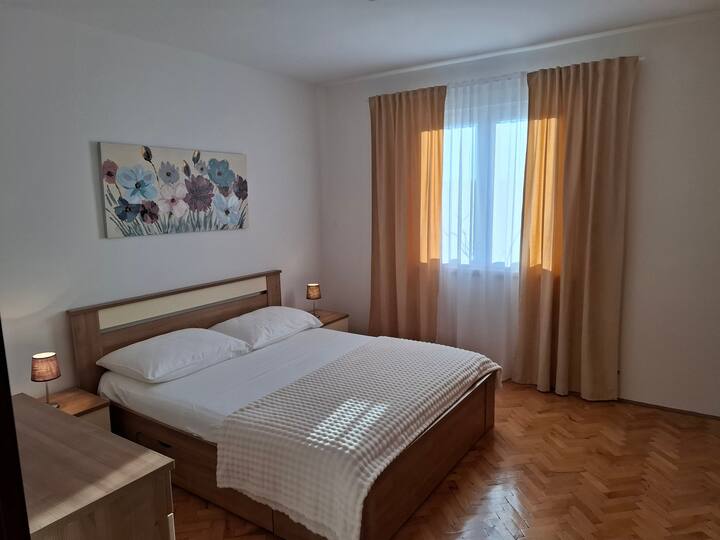 Bedroom 3, Surface: 14 m²