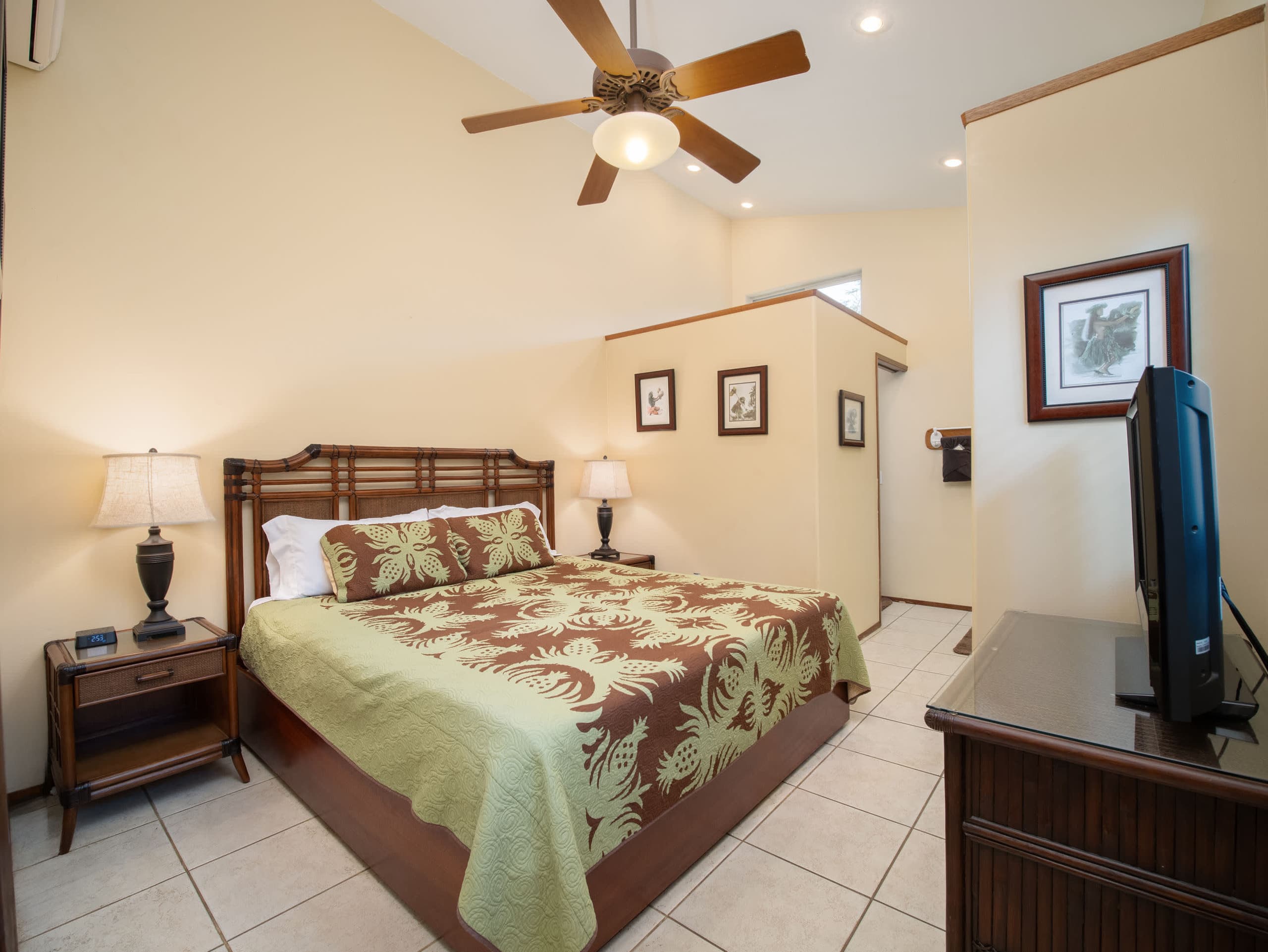 Home in Kihei · ★4.88 · 2 bedrooms · 3 beds · 2 baths - Image 32