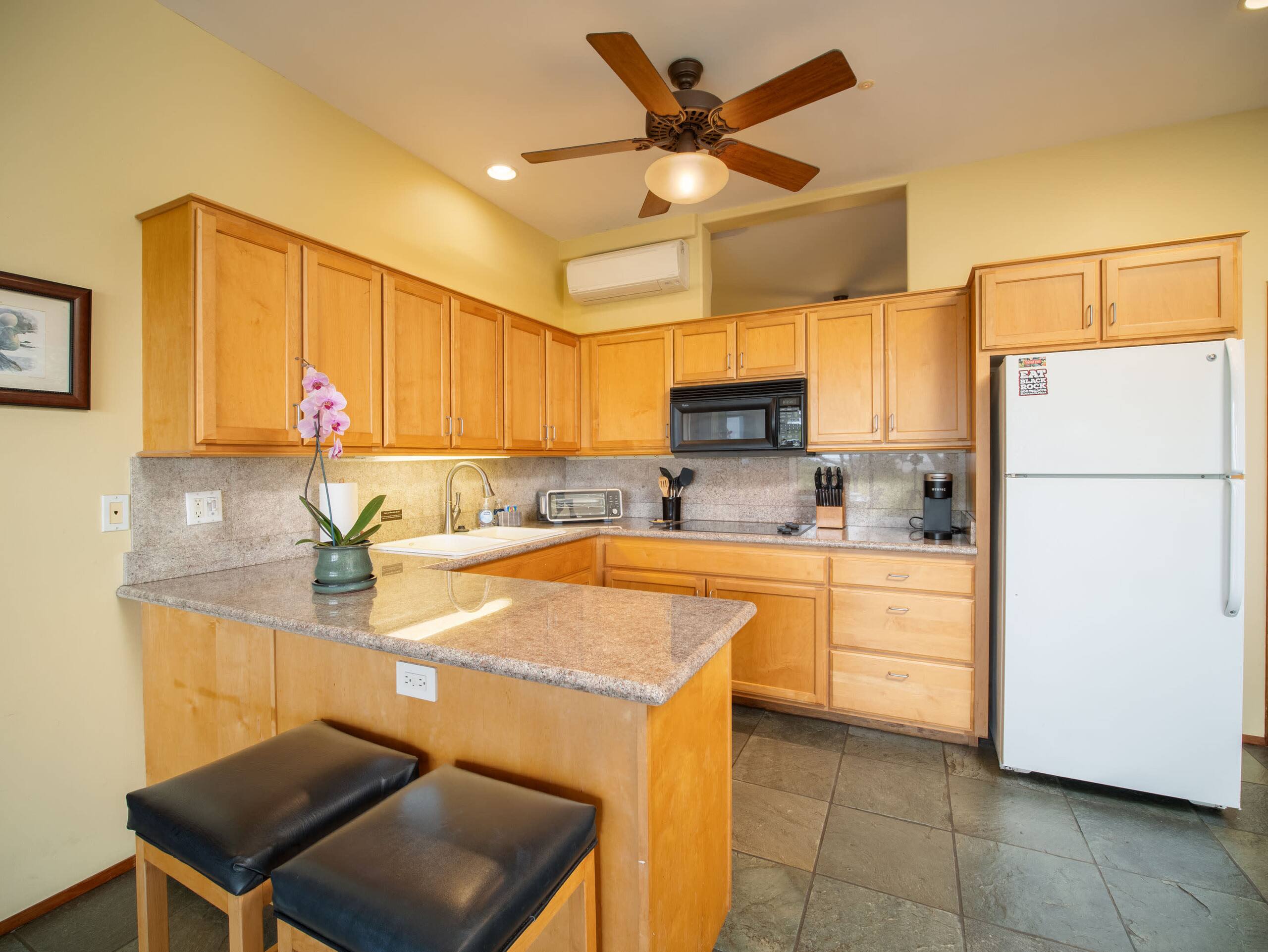 Home in Kihei · ★4.93 · 1 bedroom · 2 beds · 1 bath - Image 8