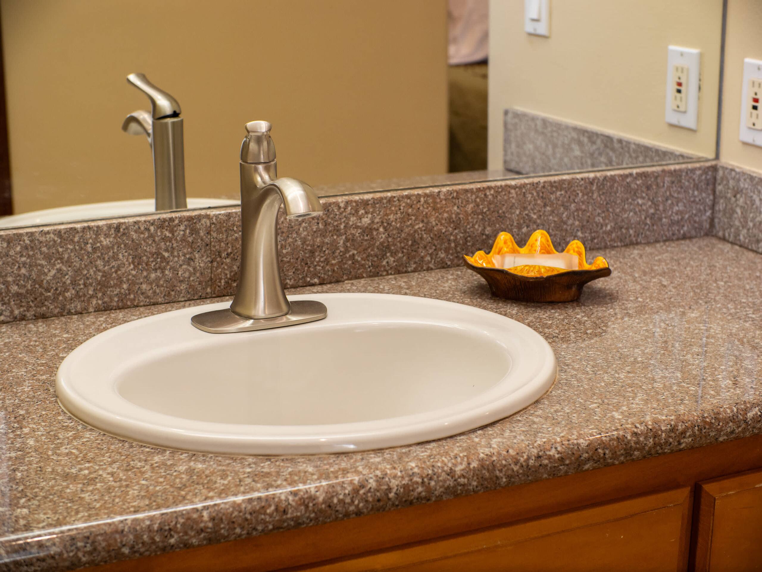 Home in Kihei · ★5.0 · 2 bedrooms · 3 beds · 2 baths - Image 18