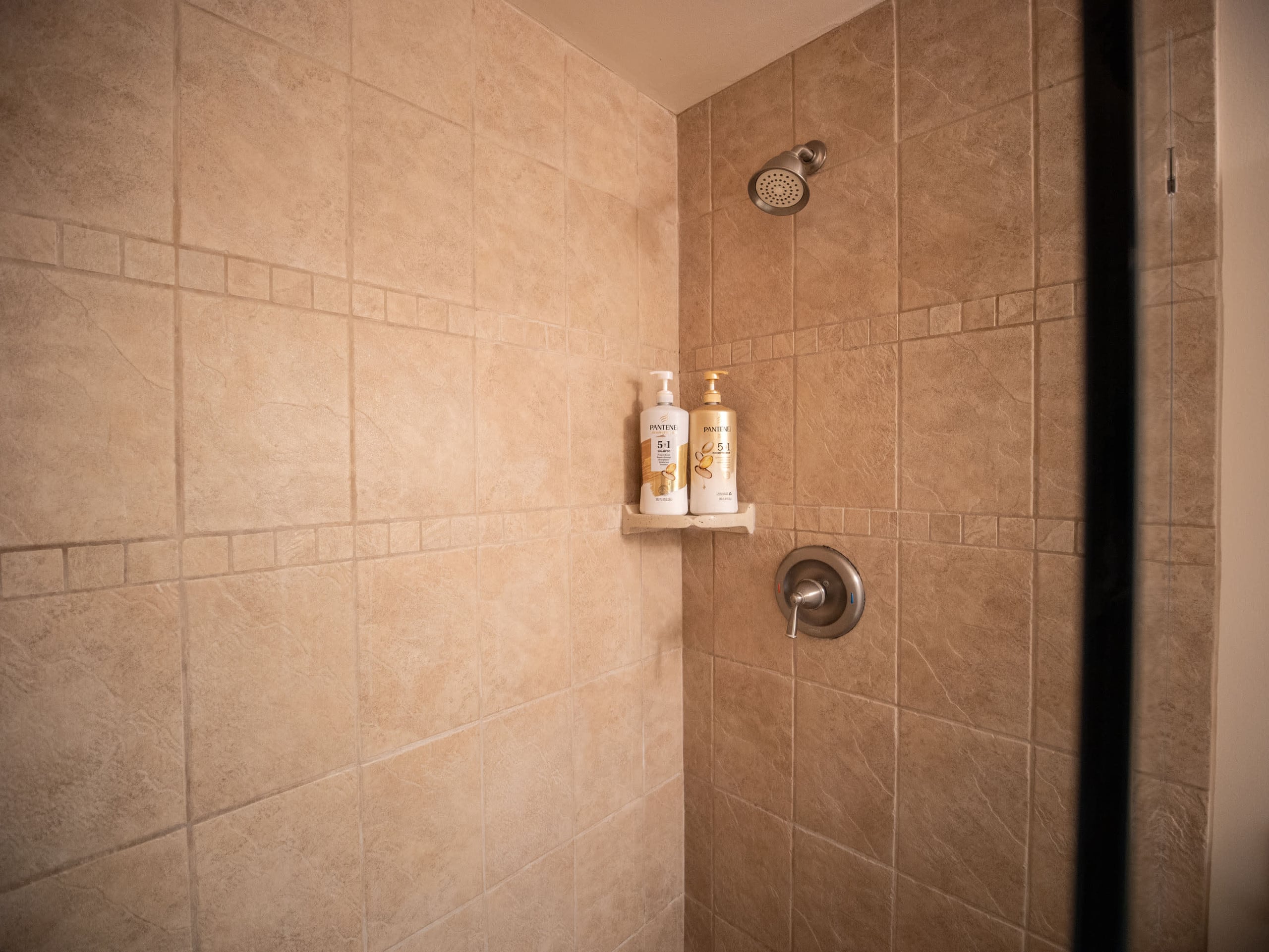 Condo in Kihei · ★4.88 · 1 bedroom · 2 beds · 1 private bath - Image 14
