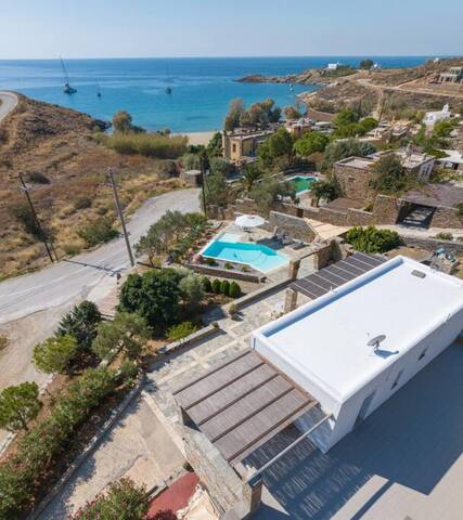 Relax Joy Villa – Easy Beach Access 150m Away gallery image 4