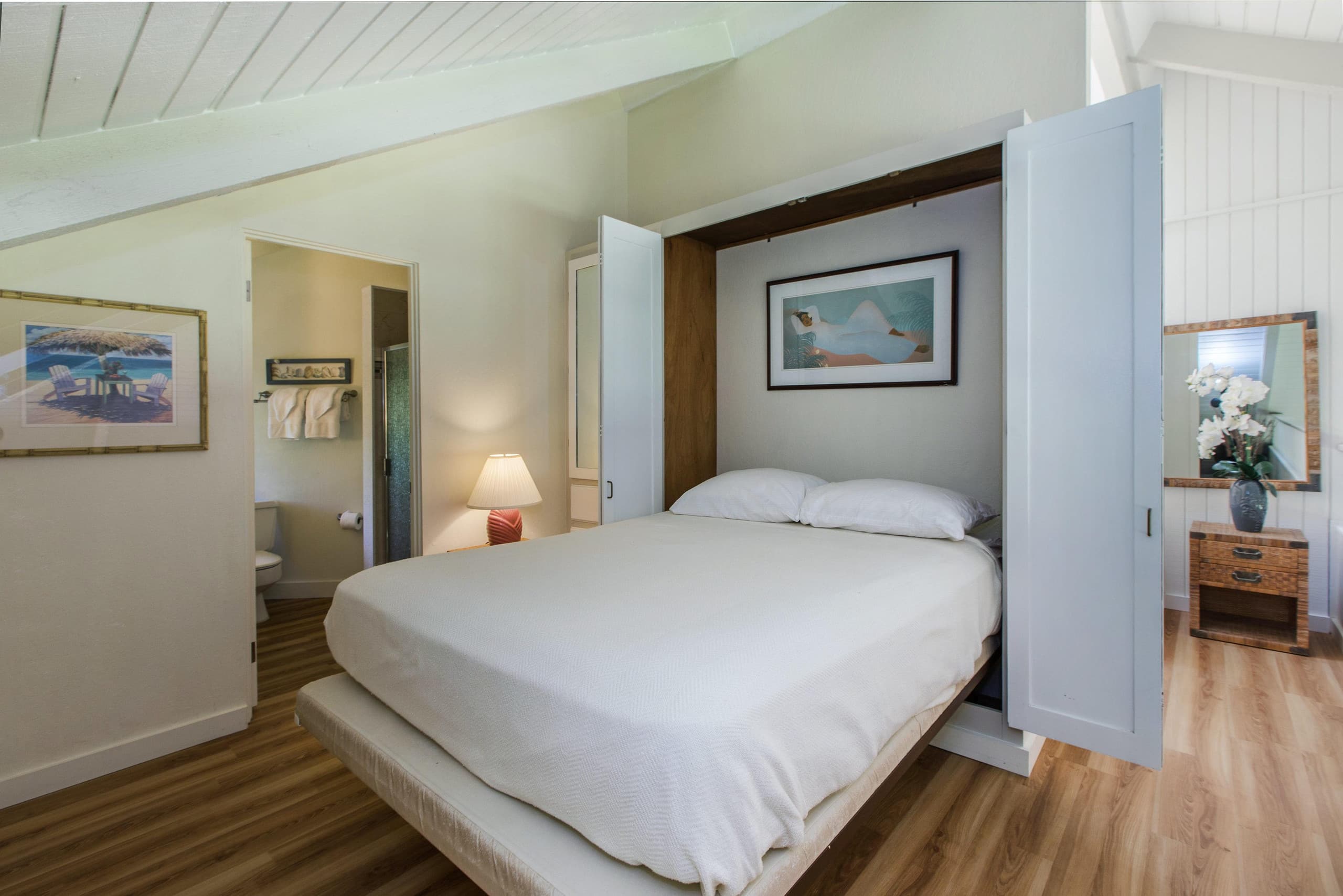 Condo in Princeville · ★4.71 · 1 bedroom · 2 beds · 2 private baths - Image 11
