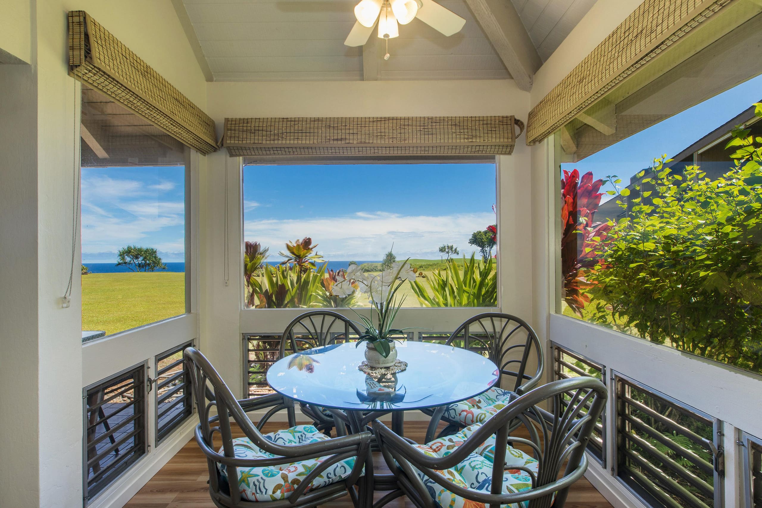 Condo in Princeville · ★4.71 · 1 bedroom · 2 beds · 2 private baths - Image 5