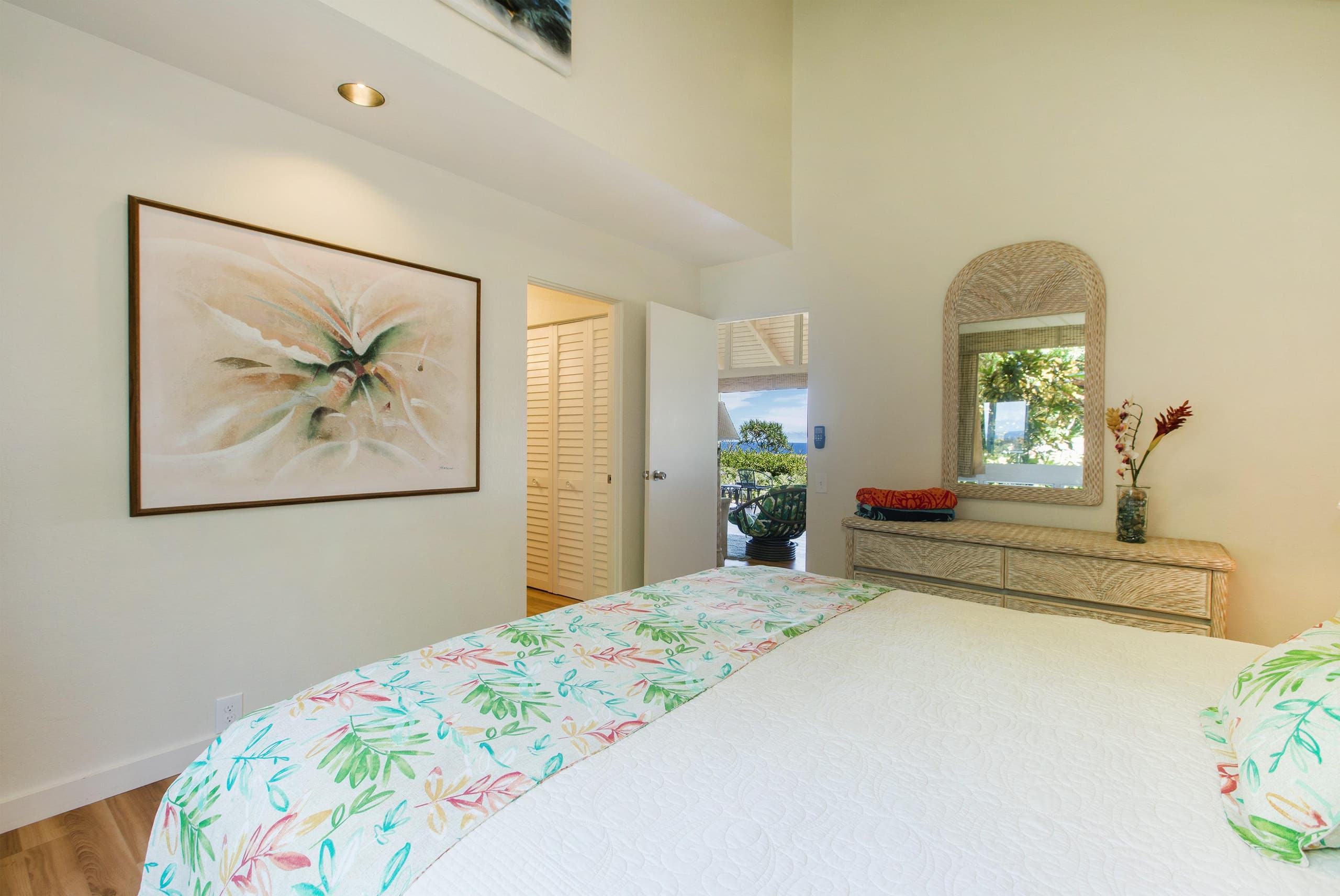 Condo in Princeville · ★4.71 · 1 bedroom · 2 beds · 2 private baths - Image 8