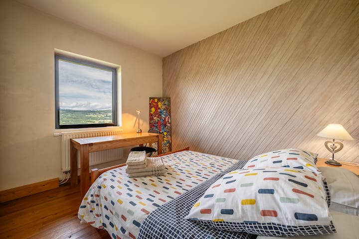 Spavaća soba br. 4 na katu