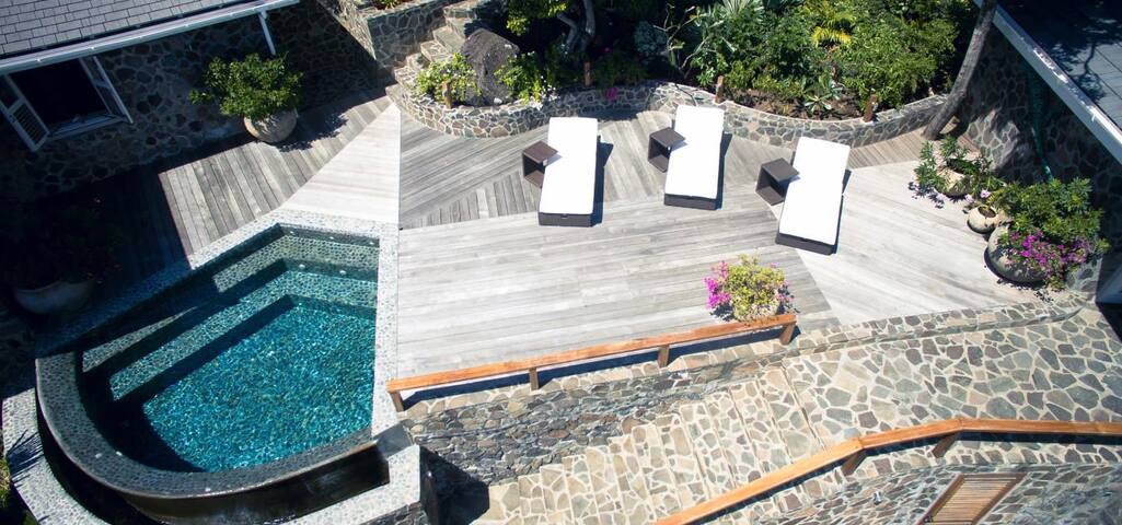 The Grenadines Collection managed Airbnb listing 2
