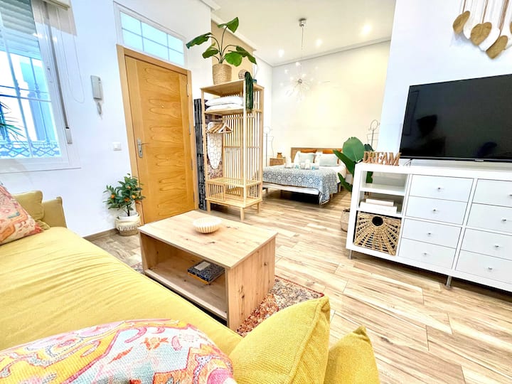 Quiet Central Studio, In The Heart Of The City - Málaga
