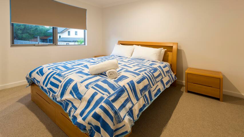 Little Hamptons—Beachside Retreat near Town Centre gallery image 4