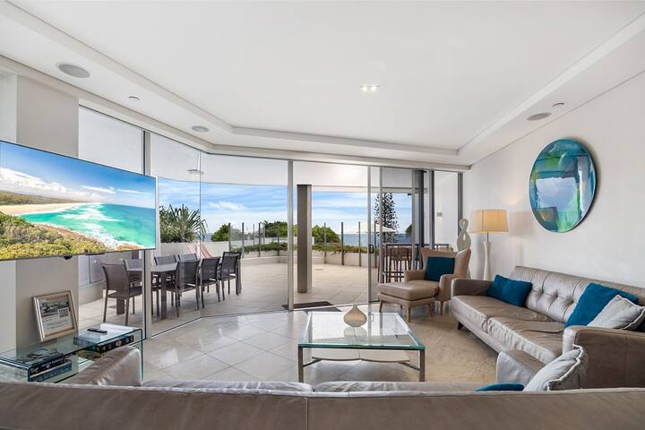 Oceans 201 – Unit on Mooloolaba Esplanade gallery image 4