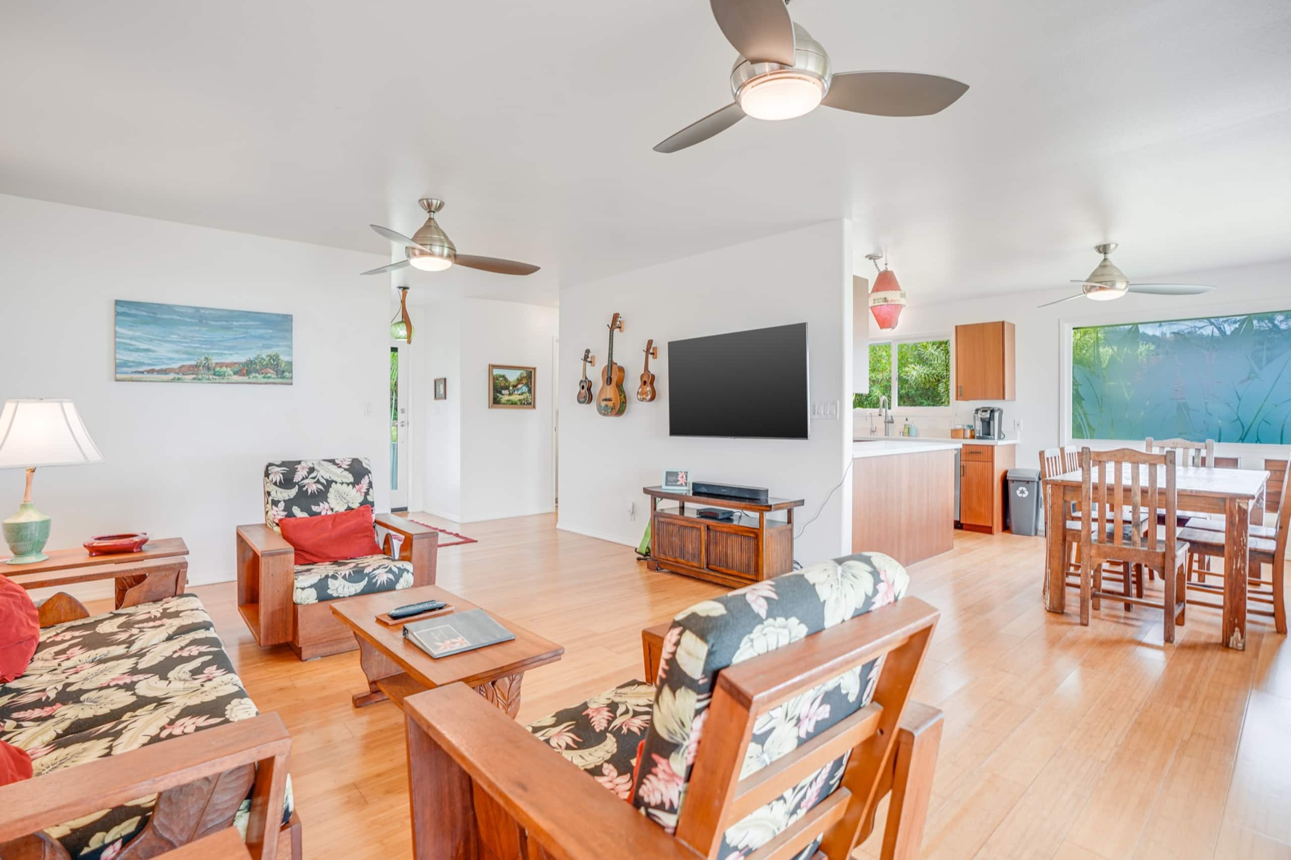 Home in Anahola · ★5.0 · 3 bedrooms · 4 beds · 2.5 baths - Photo 10