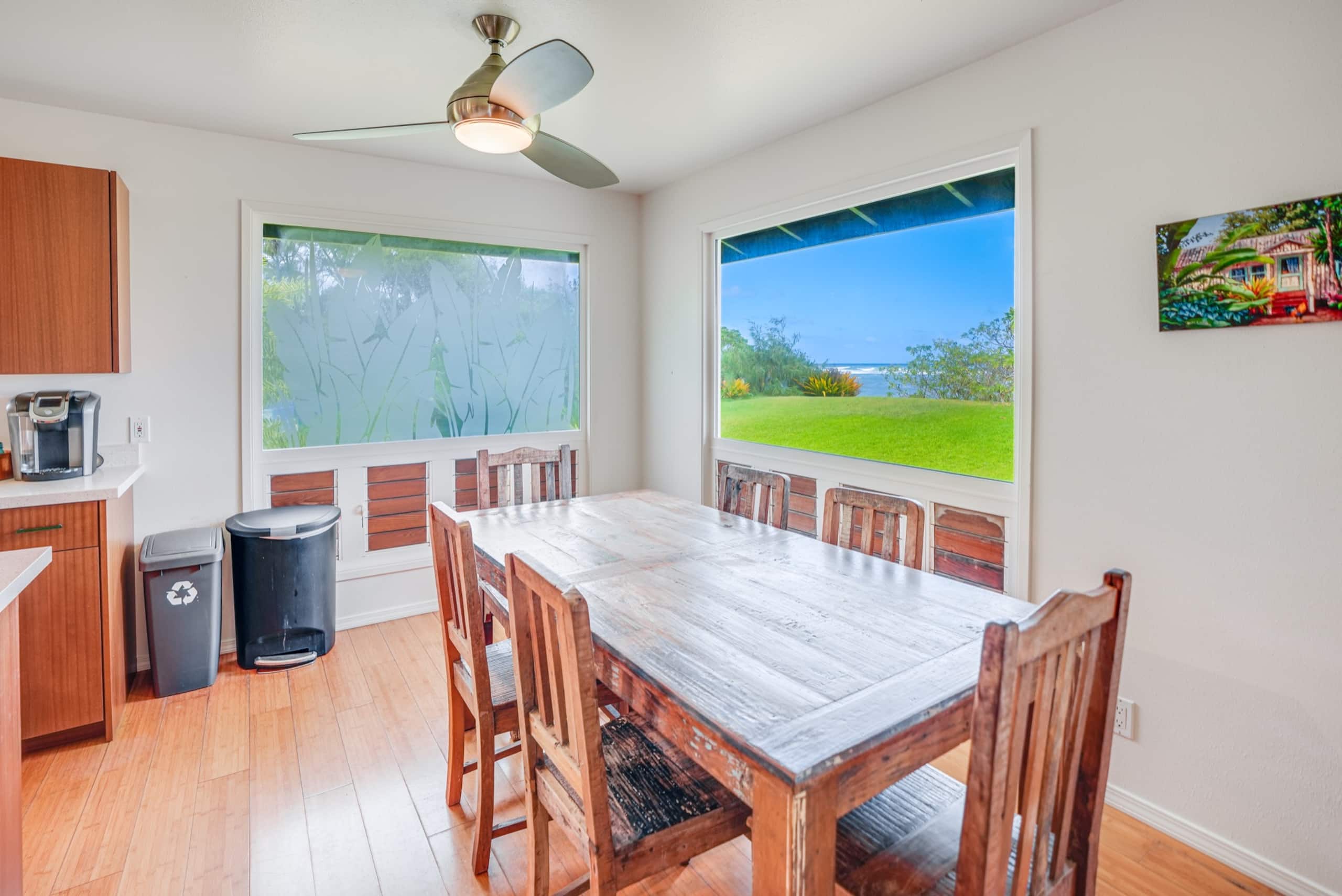 Home in Anahola · ★5.0 · 3 bedrooms · 4 beds · 2.5 baths - Photo 12
