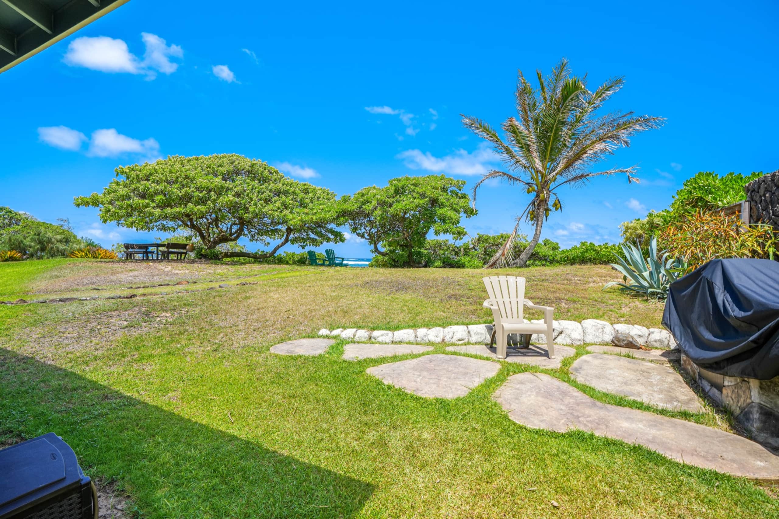 Home in Anahola · ★5.0 · 3 bedrooms · 4 beds · 2.5 baths - Photo 35