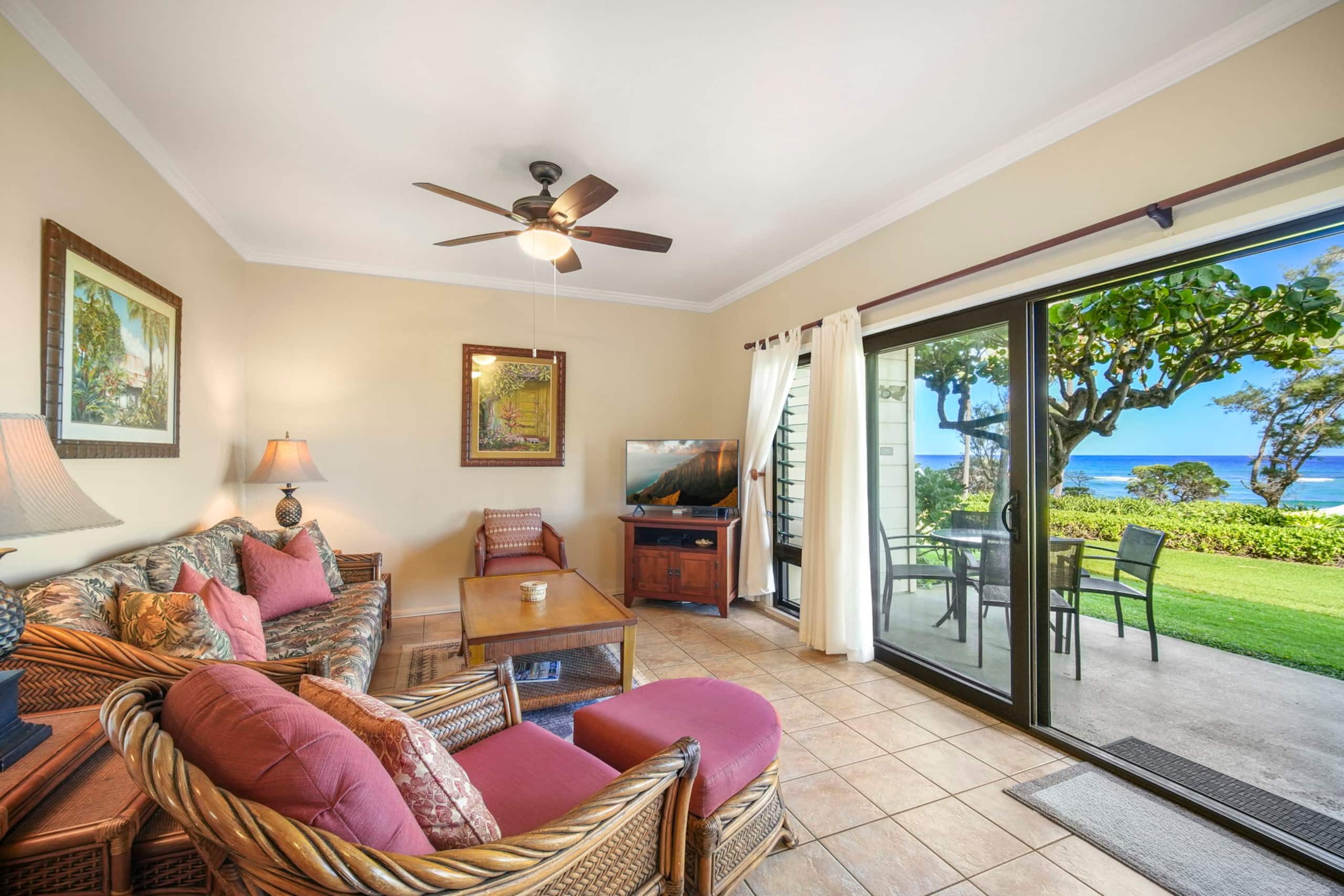 Kaha Lani 121, Oceanfront, Walk to Beach - Photo 2