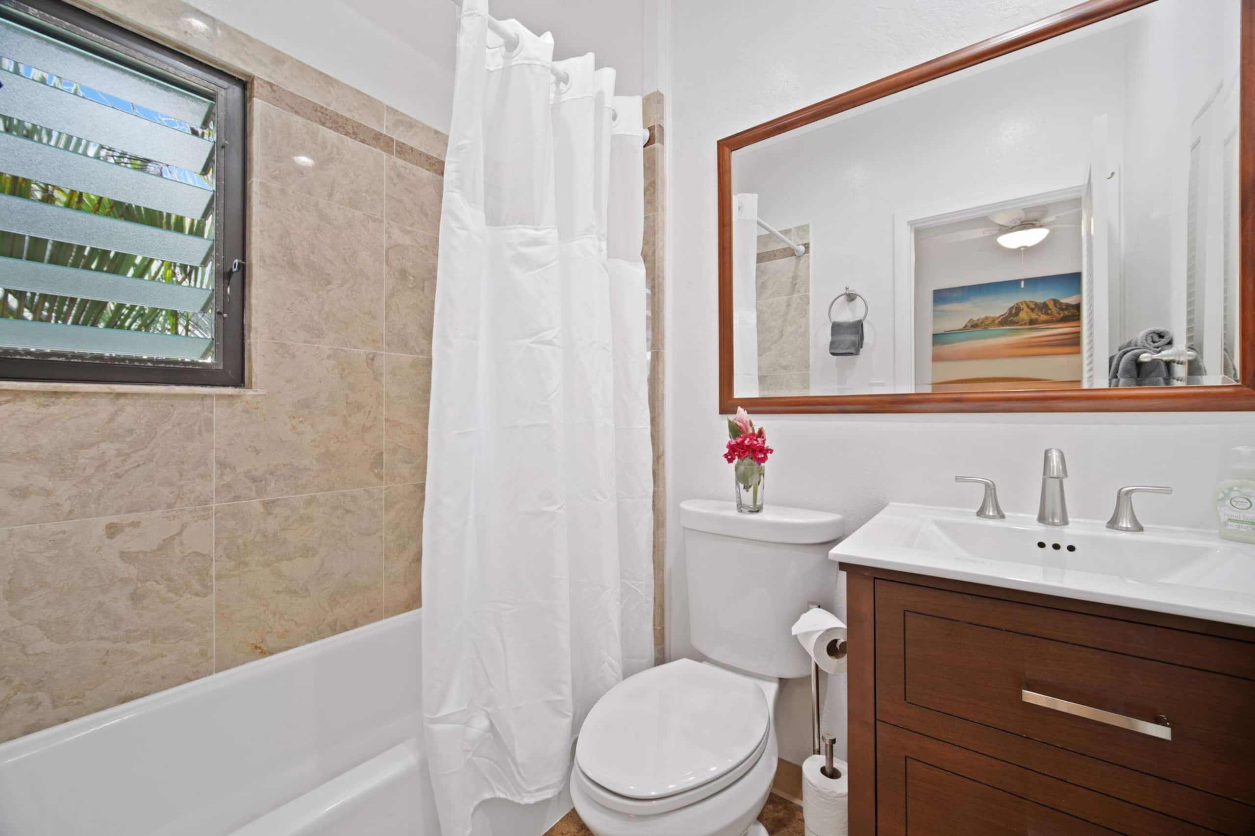 Condo in Lihue · ★4.77 · 1 bedroom · 2 beds · 1.5 baths - Image 12