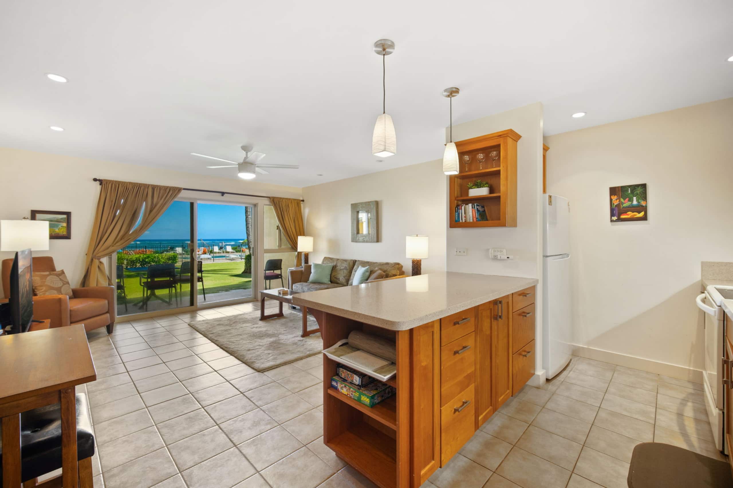 Kapaa Shore Resort 118, Ocean View, Walk to Town - Photo 22