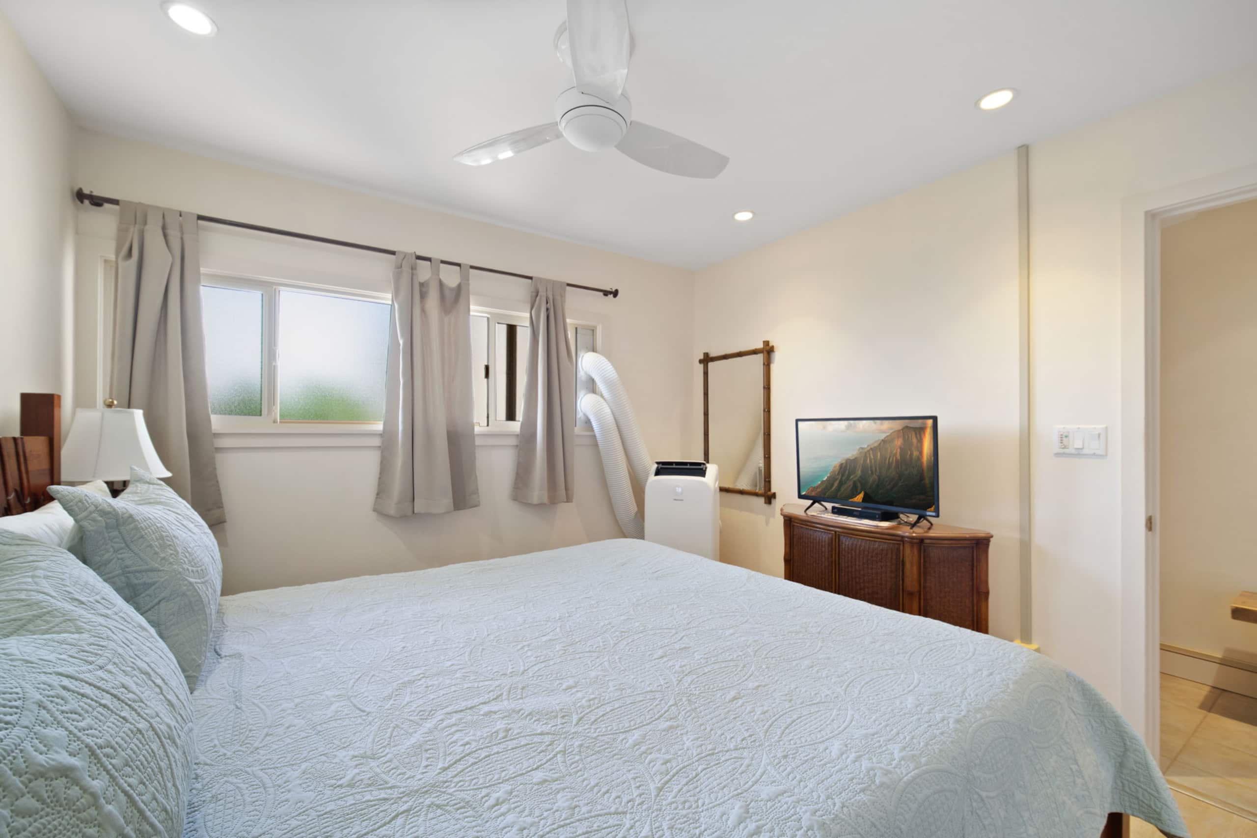 Kapaa Shore Resort 118, Ocean View, Walk to Town - Photo 11