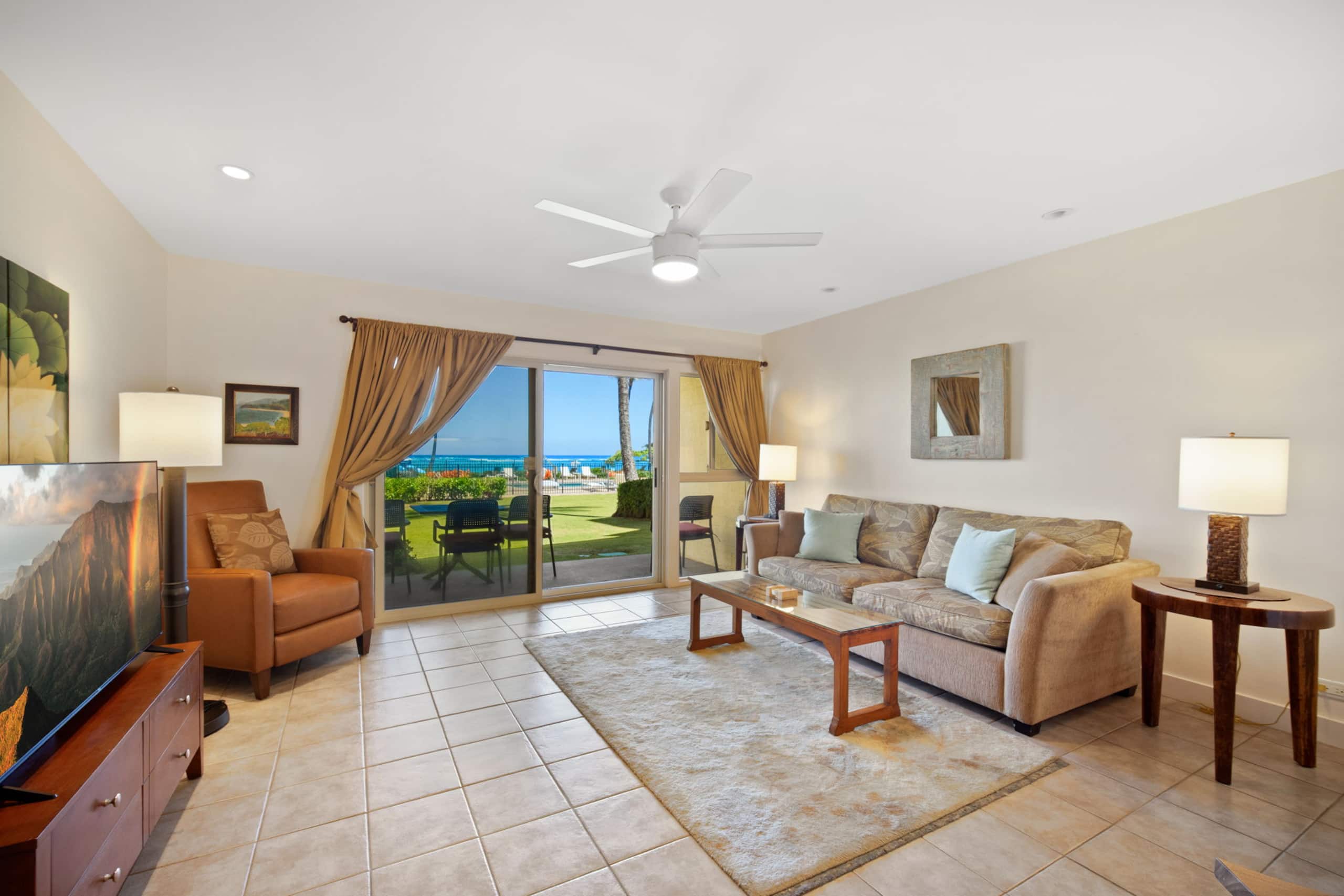 Kapaa Shore Resort 118, Ocean View, Walk to Town - Photo 5