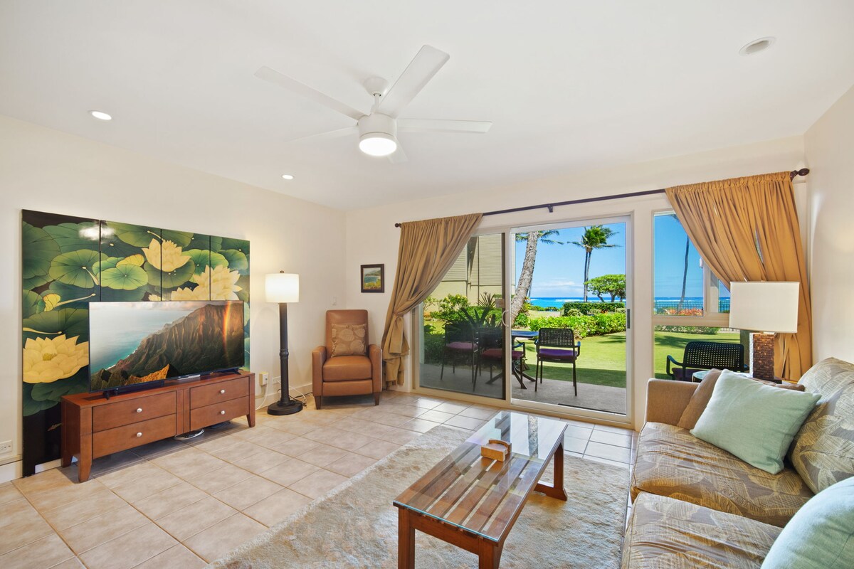 Obývačka s výhľadom na oceán