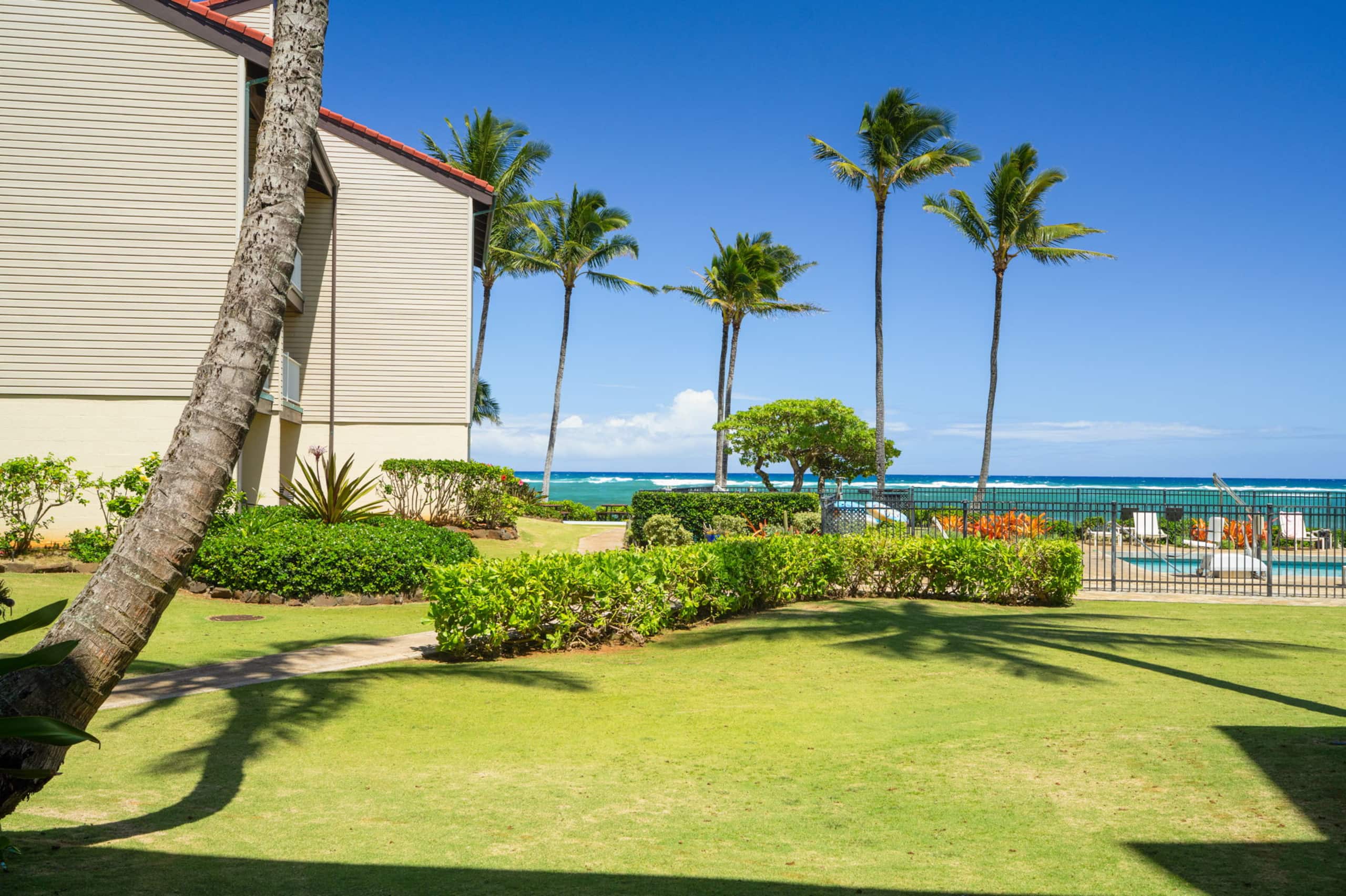 Kapaa Shore Resort 118, Ocean View, Walk to Town - Photo 26