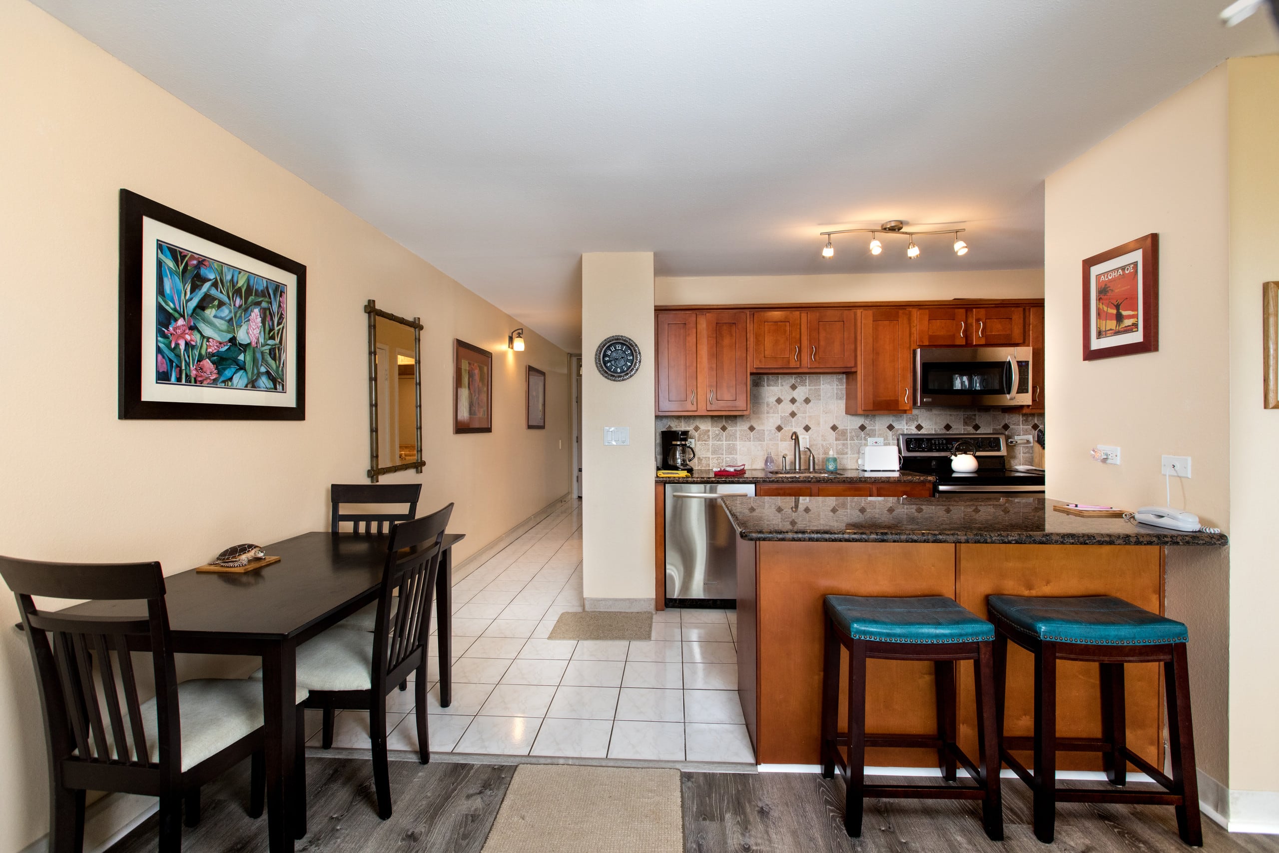 Kapaa Shore Resort 207, Oceanfront, Walk to Beach - Photo 11