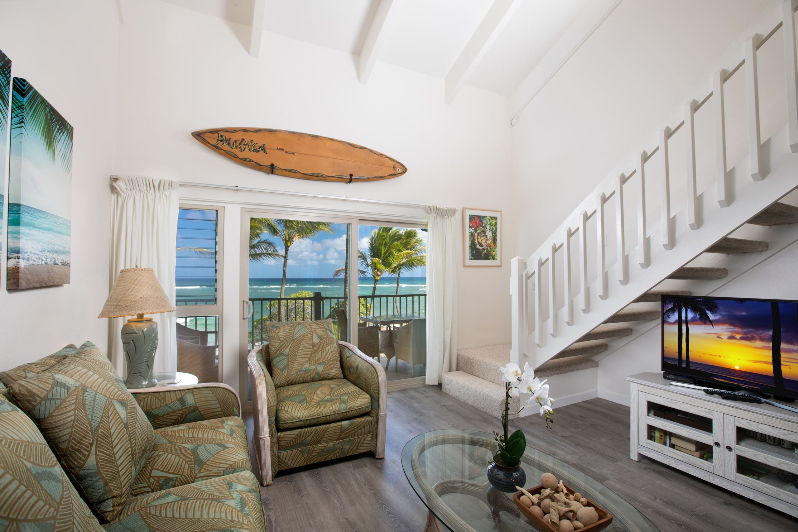 Kapaa Shore Resort 305, Oceanfront, Walk to Beach - Photo 1