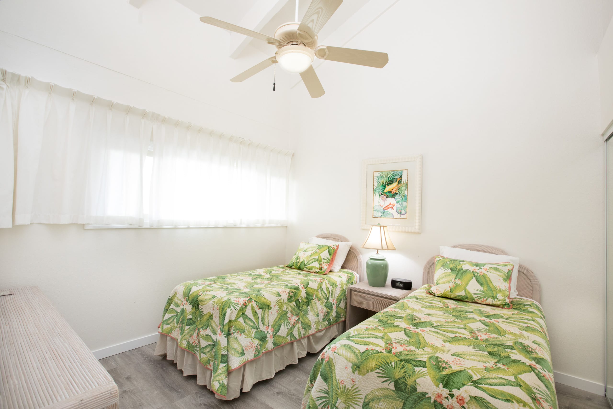 Kapaa Shore Resort 305, Oceanfront, Walk to Beach - Photo 8