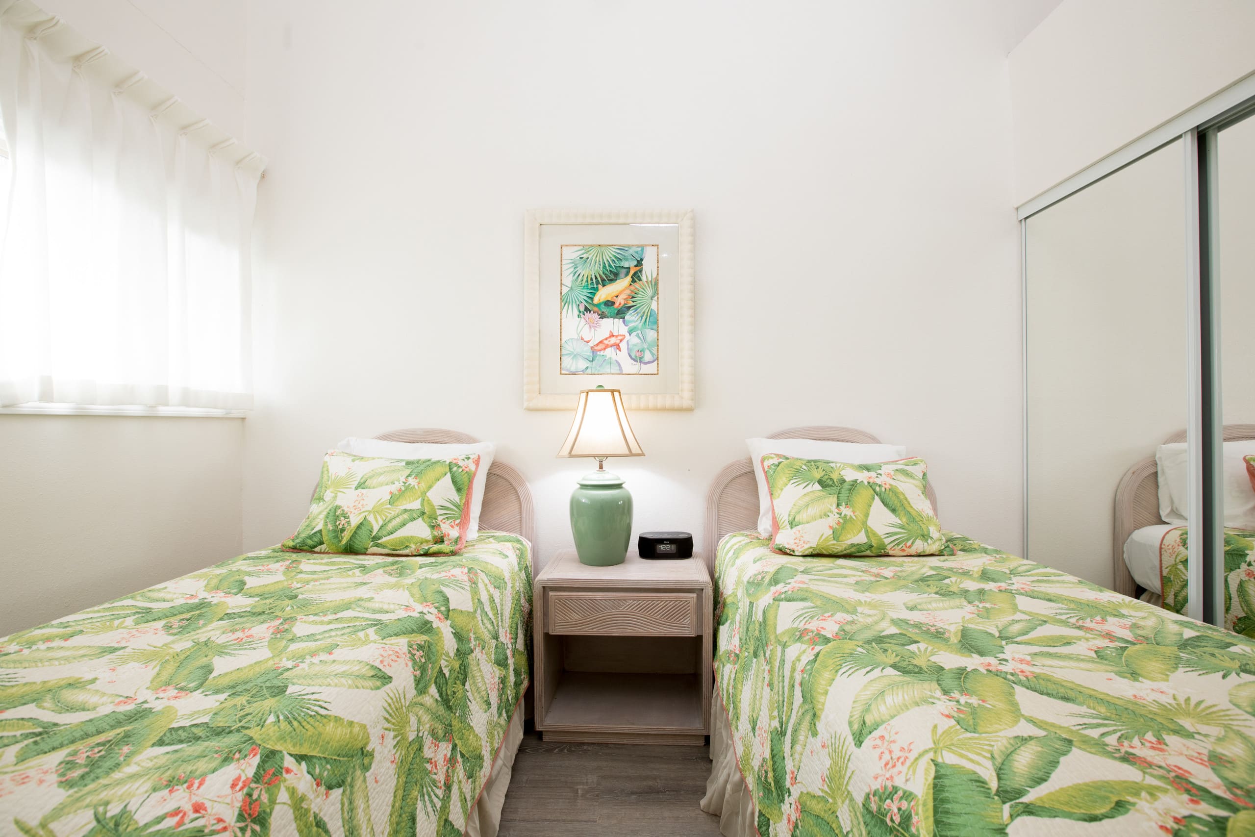 Kapaa Shore Resort 305, Oceanfront, Walk to Beach - Photo 9