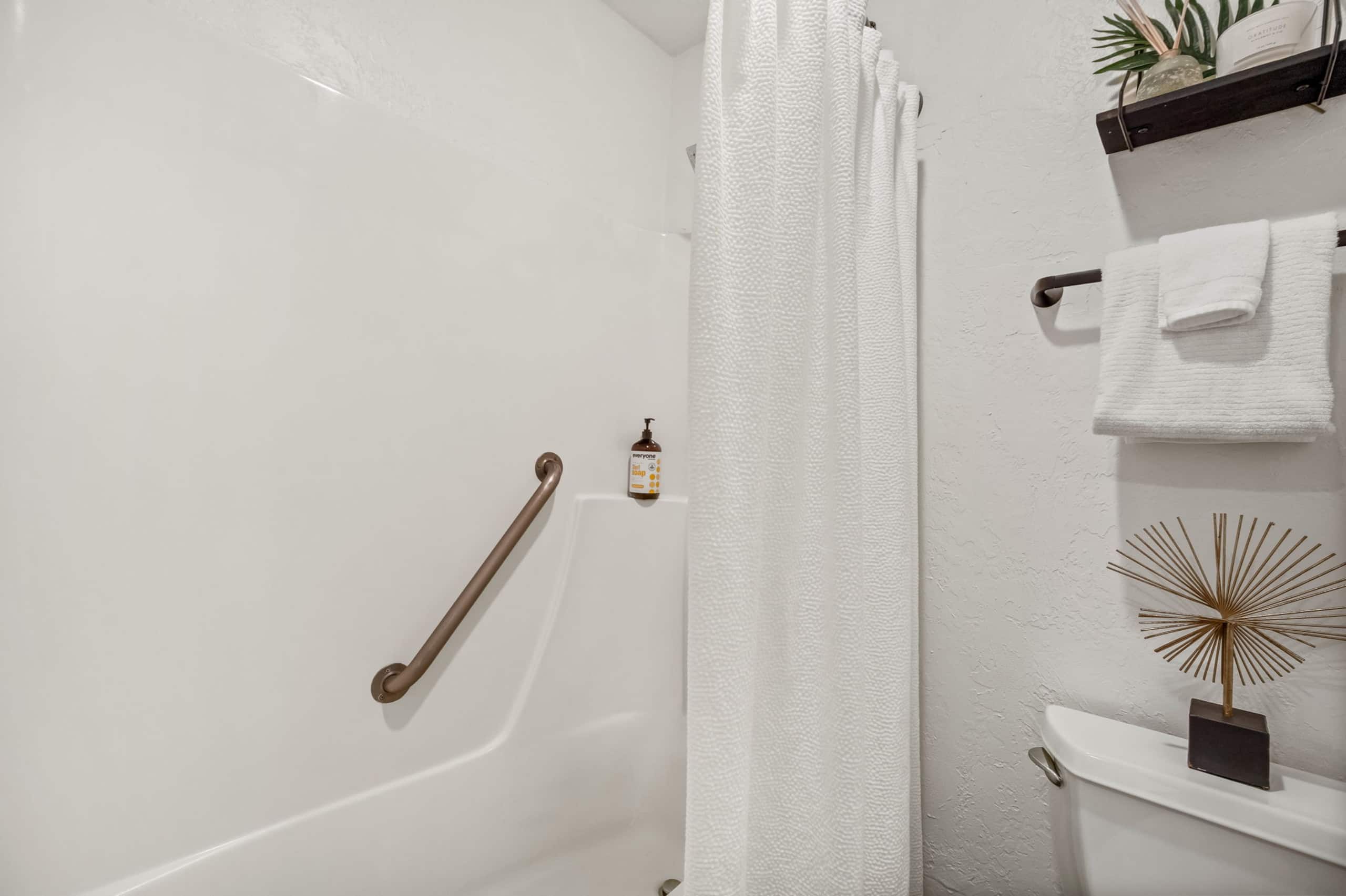 Plantation Hale J8, Ground Floor, AC, Beach - Photo 14
