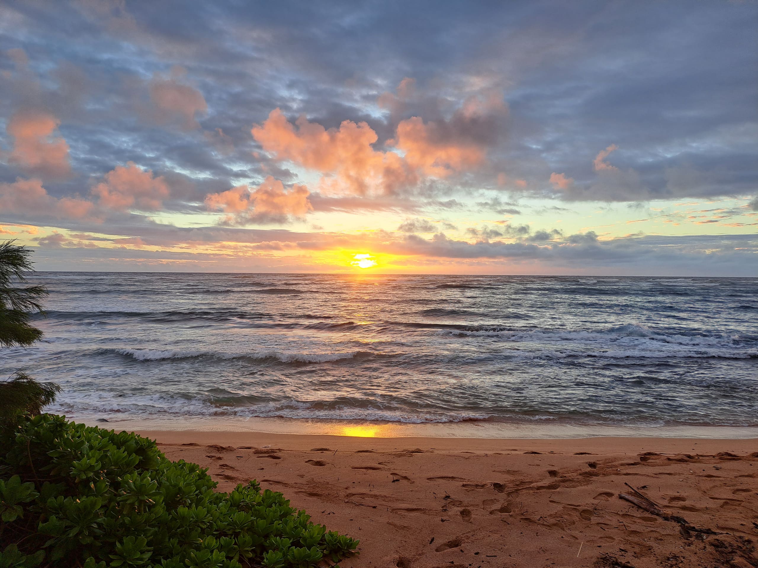 Condo in Kapaa · ★4.73 · 2 bedrooms · 3 beds · 1.5 private baths - Image 44