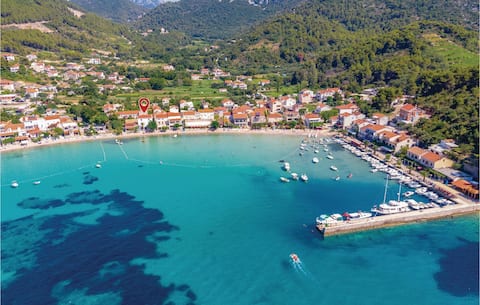 6 bedroom beautiful home in Zuljana