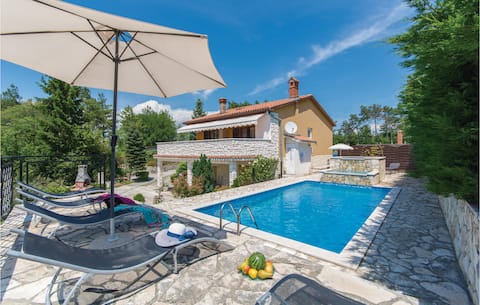 Popular Airbnb listing: Gorgeous home in Labin in Ripenda Verbanci