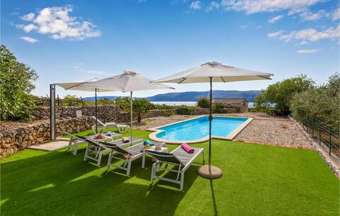 Pet friendly home in Brzac with WiFi