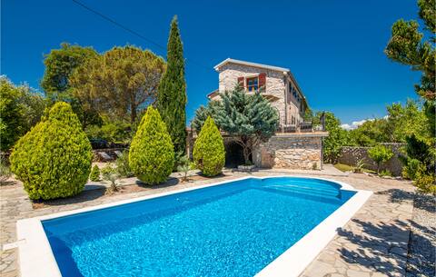 Nice home in Gostinjac with WiFi