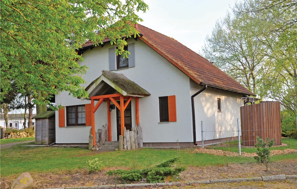 Top Airbnb: Beautiful home in Fuhlendorf with WiFi in Fuhlendorf