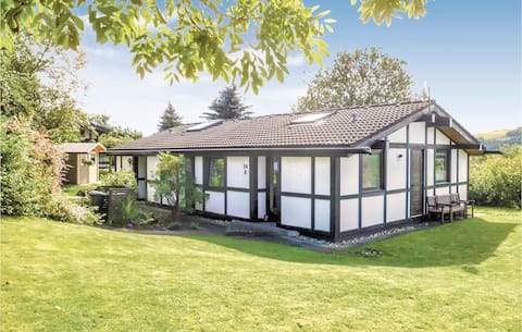 Amazing home in Meschede with WiFi