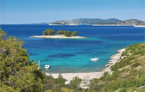 Pet friendly home in Primosten